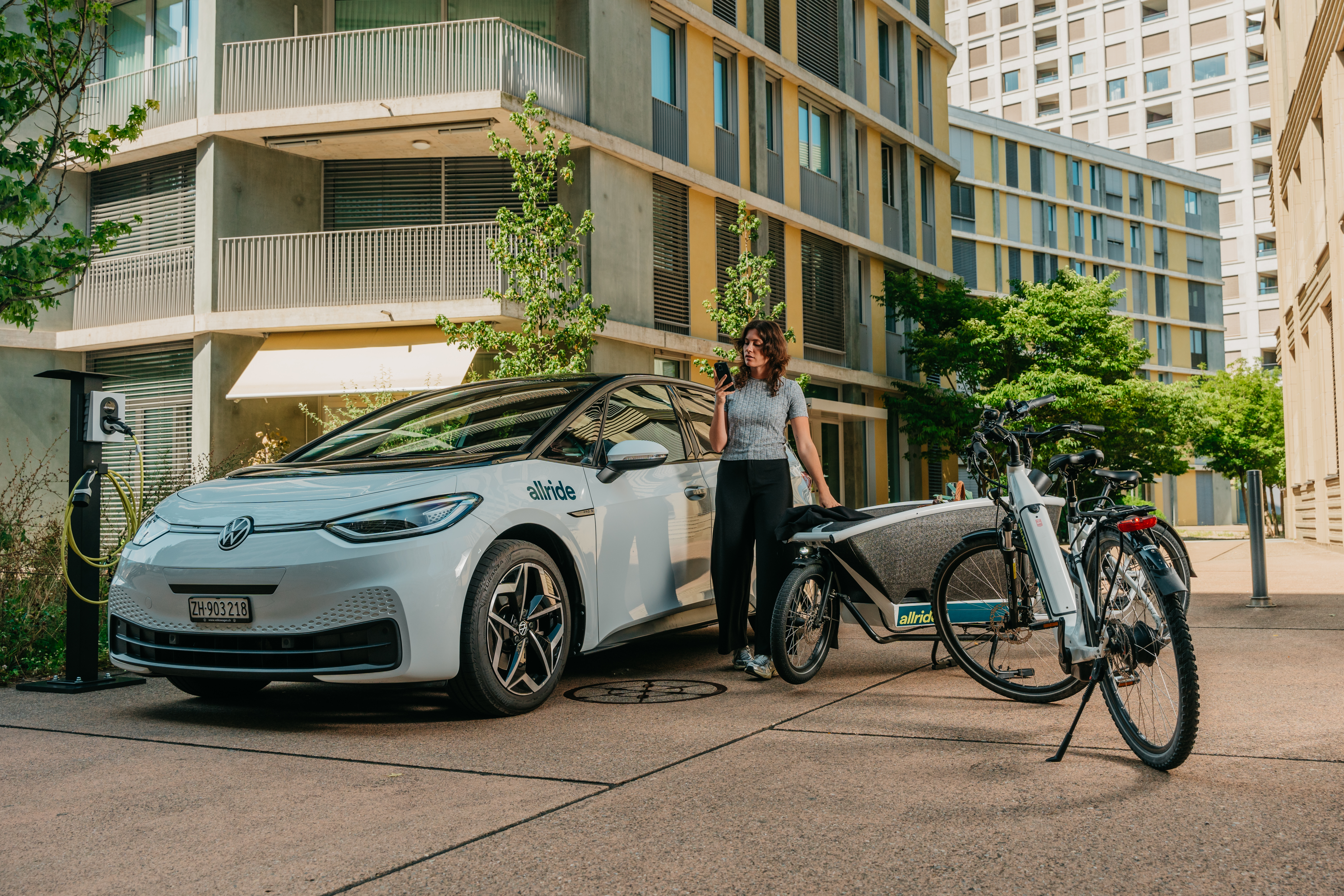 Services de mobilité pour des quartiers et sites avec peu de voitures (fr/de)