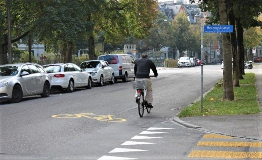 Régime de priorité modifié sur la rue cyclable de la Beundenfeldstrasse à Berne (photo : Ville de Berne)