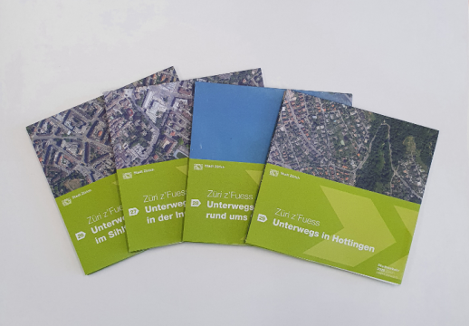 Brochures de quatre des 31 itinéraires 