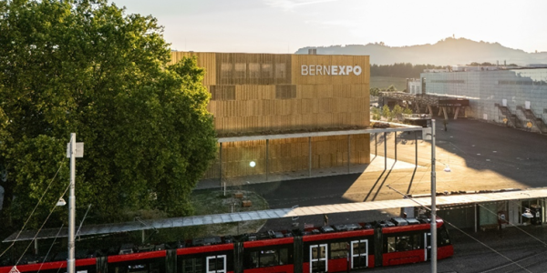 L’area di BERNEXPO è facilmente e rapidamente raggiungibile con i mezzi pubblici (Foto: BERNEXPO)