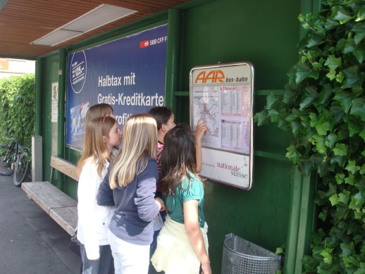 SCHULE MOBIL: Schülerinnen und Schüler selbständig unterwegs (Foto: aargaumobil)