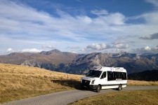 Le Bus alpin dans le parc régional Beverin (Source: Bus alpin)