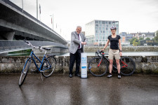 La pompe à vélo sur les rives de l'Aar à Soleure se trouve sur deux itinéraires cyclables nationaux et un régional de SuisseMobile (photo : Michel Lüthi, Bilderwerft)