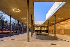 L'ingresso della Festhalle sul lato della Papiermühlestrasse (Foto: BERNEXPO)