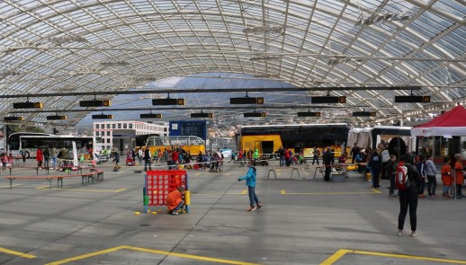 ÖV-Kindertag: informativer Postenlauf sowie Spiel und Spass im Rahmenprogramm (Foto: PostAuto Schweiz AG, P. Sprecher)