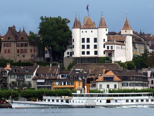 Die Stadt Nyon: zwischen See und Jura (Bild: Stadt Nyon)