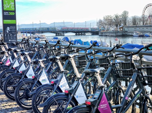 Les vélos PubliBikes font partie depuis plus d'un an du paysage des villes de Zurich et de Berne (Foto: PubliBike)