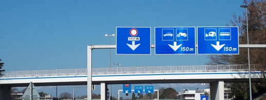 Una corsia separata per i carpoolers alla dogana di Thônex-Vallard. Questo è unico in Europa (Foto: ATMB)