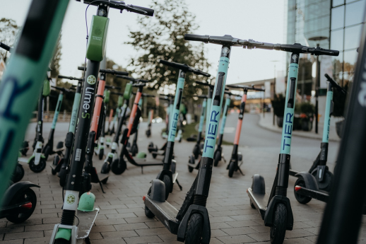 La nuisance ou non des trottinettes électriques dépend de leur utilisation. (Photo : Unsplash) 