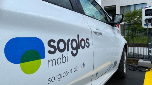 Flexibel und nachhaltig mobil, auch ohne eigens Auto – dies war das Ziel des Pilotprojekts „Sorglos mobil“ (Foto: PostAuto)