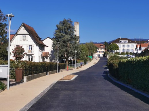 La prima strada ciclabile di Gland sarà inaugurata il 2 novembre 2023. I lavori strutturali sono stati completati alla fine di settembre.  (foto: Victor Beckert, Ville de Gland)